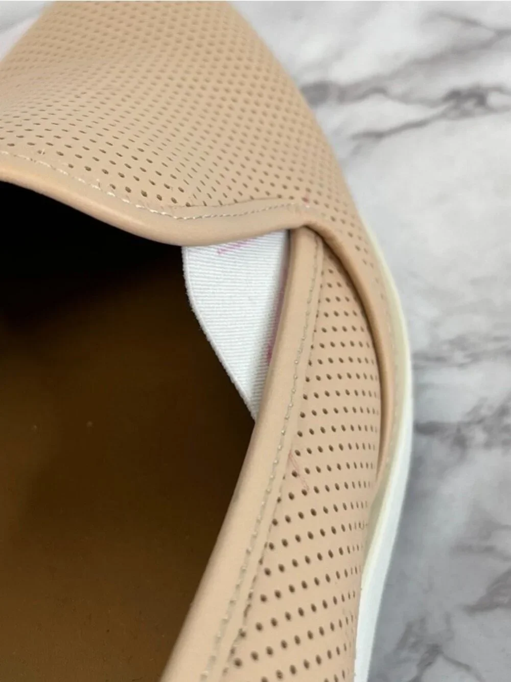 Everlane Women's Pink Pointed Perforated Street Shoes Sz 10